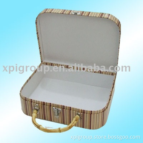 jewelry box with handle